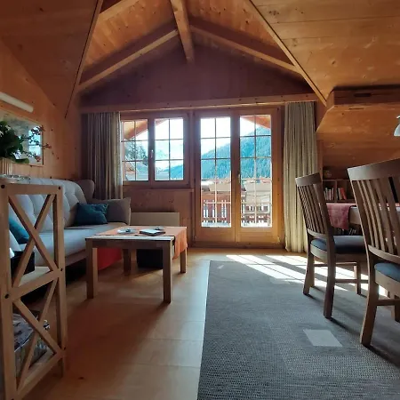 Stilvolle 3,5 Dachwohnung Apartment Davos